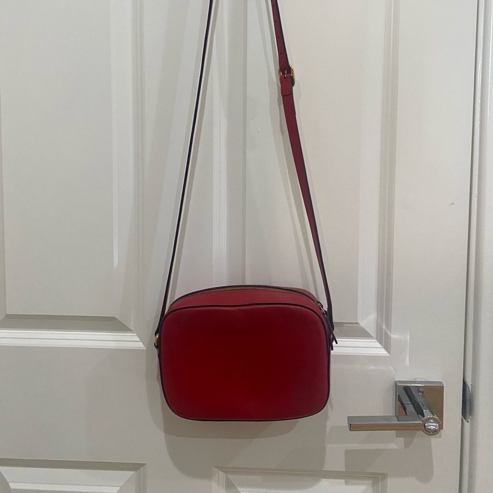 Gucci Red Leather Webby Bee Crossbody Bag - Picture 3 of 4